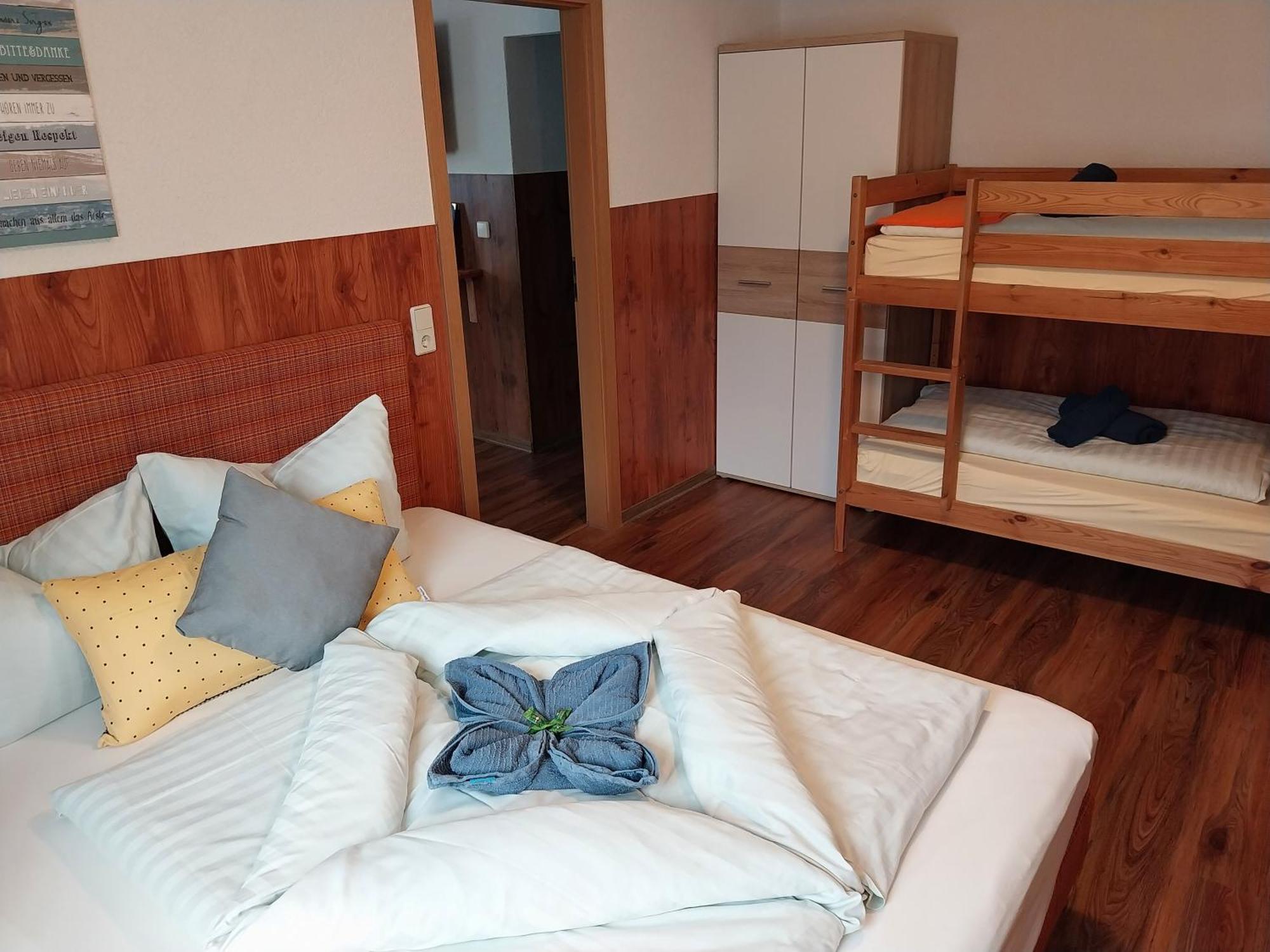 Landhotel Waldschloesschen Mit Gaststube Sohland an der Spree Exterior foto