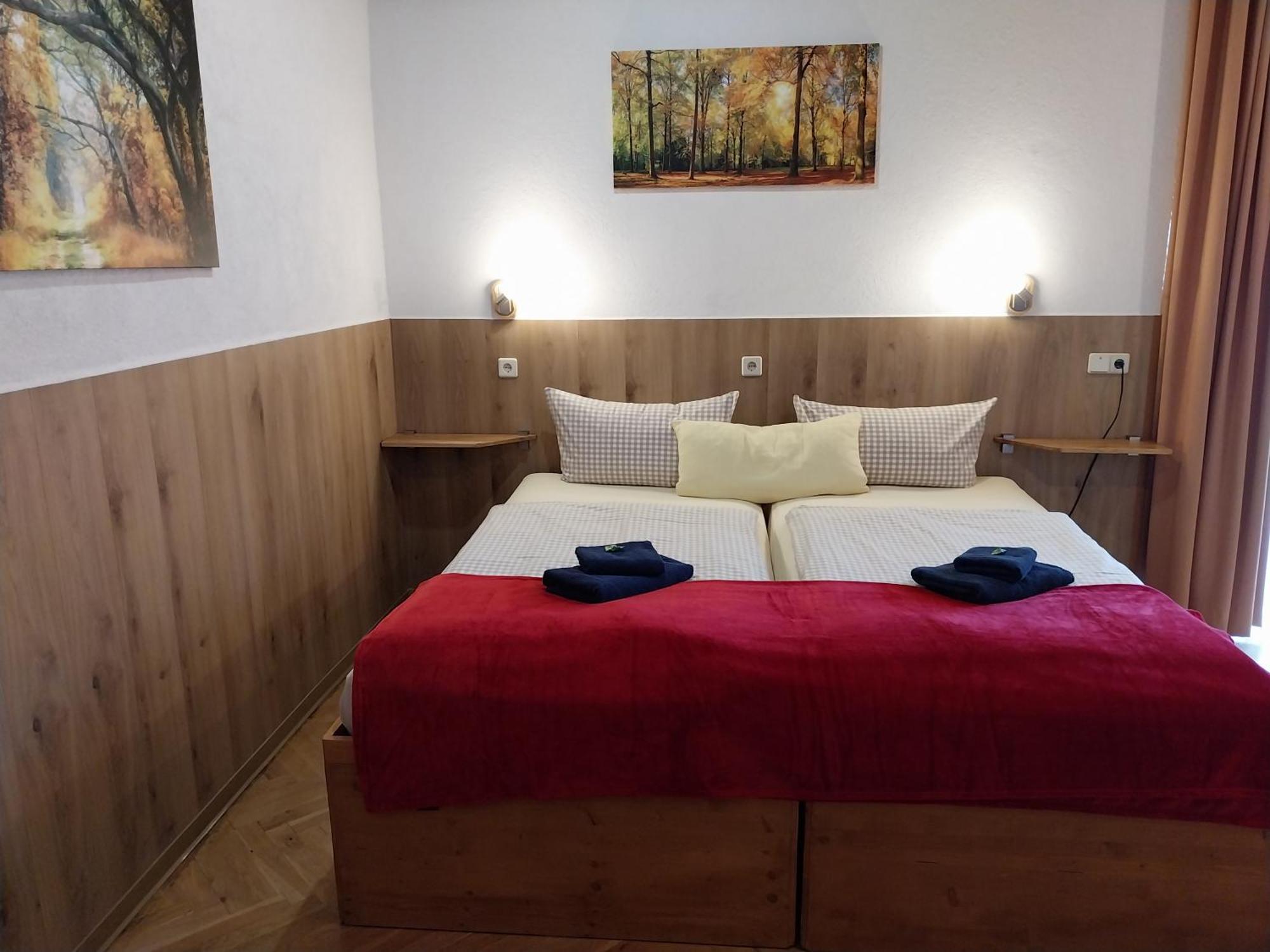 Landhotel Waldschloesschen Mit Gaststube Sohland an der Spree Exterior foto